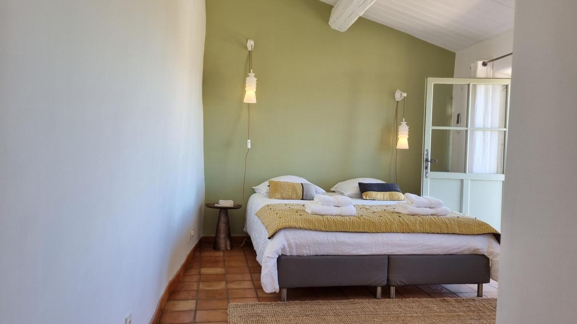 Bed and Breakfast Les Toits De Valaurie Exterior foto